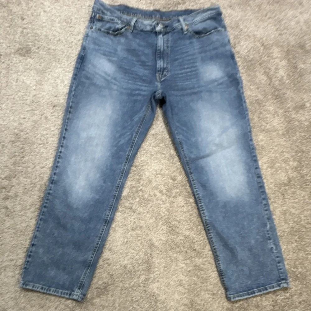 Levi's Men's Blue Denim Jeans Medium Wash Tapered‎ 5-Pocket Logo Cotton